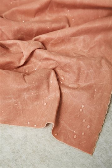 Light waxed cotton rose